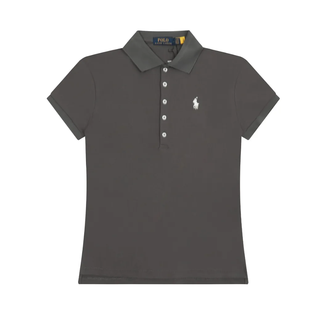 🅿️152 "Top quality" Style number: DS004# (not off the shelves all year round) [Ralph Lauren classic pony embroidered lapels women's slim fit POLO short sleeves] ✅Ralph Lauren Ralph Lauren classic basic women's all-match slim fit POLO short sleeves ✅Main supplier platform live broadcast Wholesale entities Replenish when out of stock Not off the shelves ✅ZP quality 1:1 pattern making Scan the code to enter the GF website Z cabinet quality ✅Details and quality are the only one in Guangzhou. Imported pique fabrics focus on high-end and cost-effective. Needless to say good quality. ✅The version is restored to the original order. The maximum size can be worn up to 130 pounds. Loose, comfortable and stress-free.